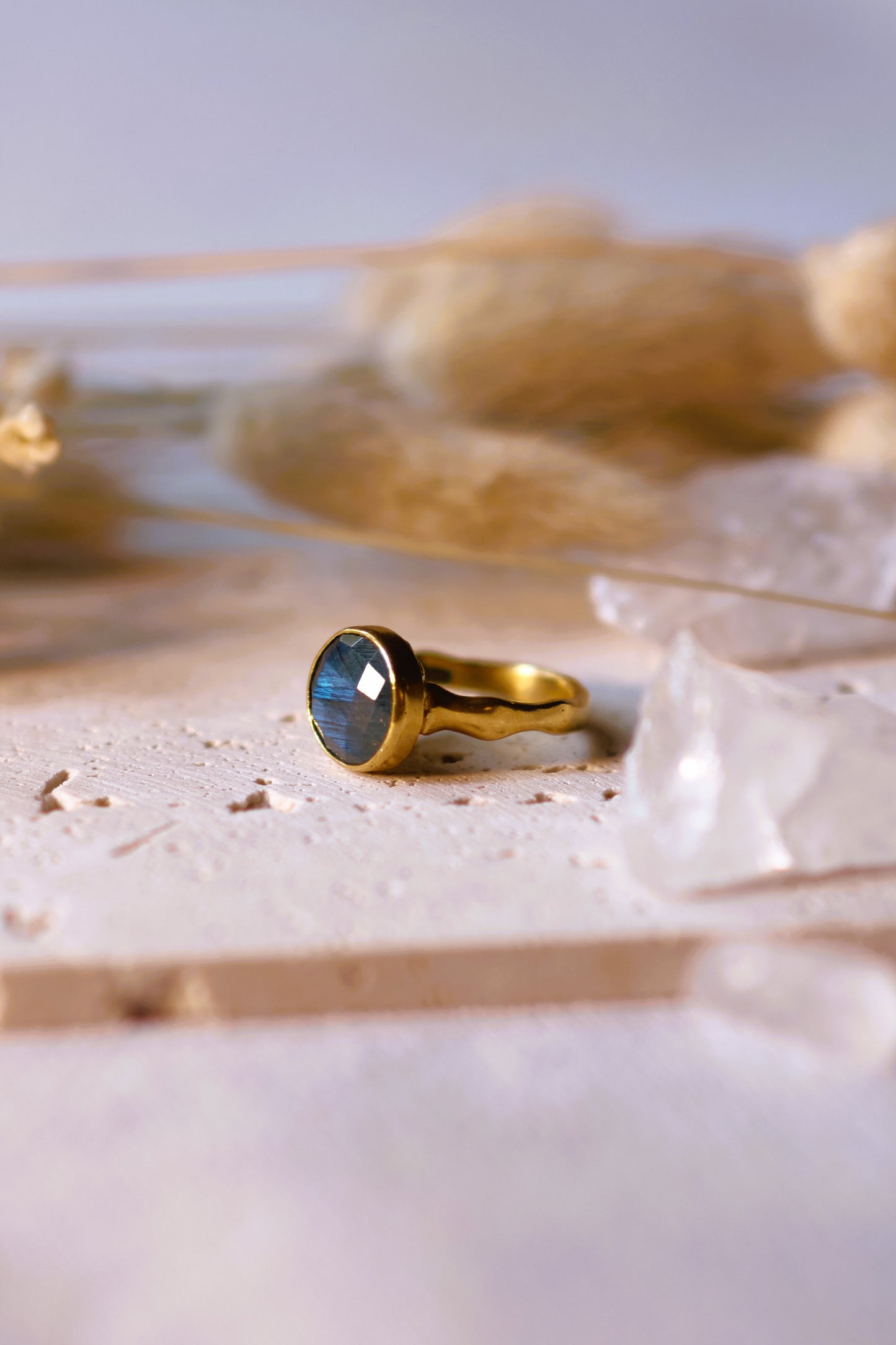 Round Labradorite Ring