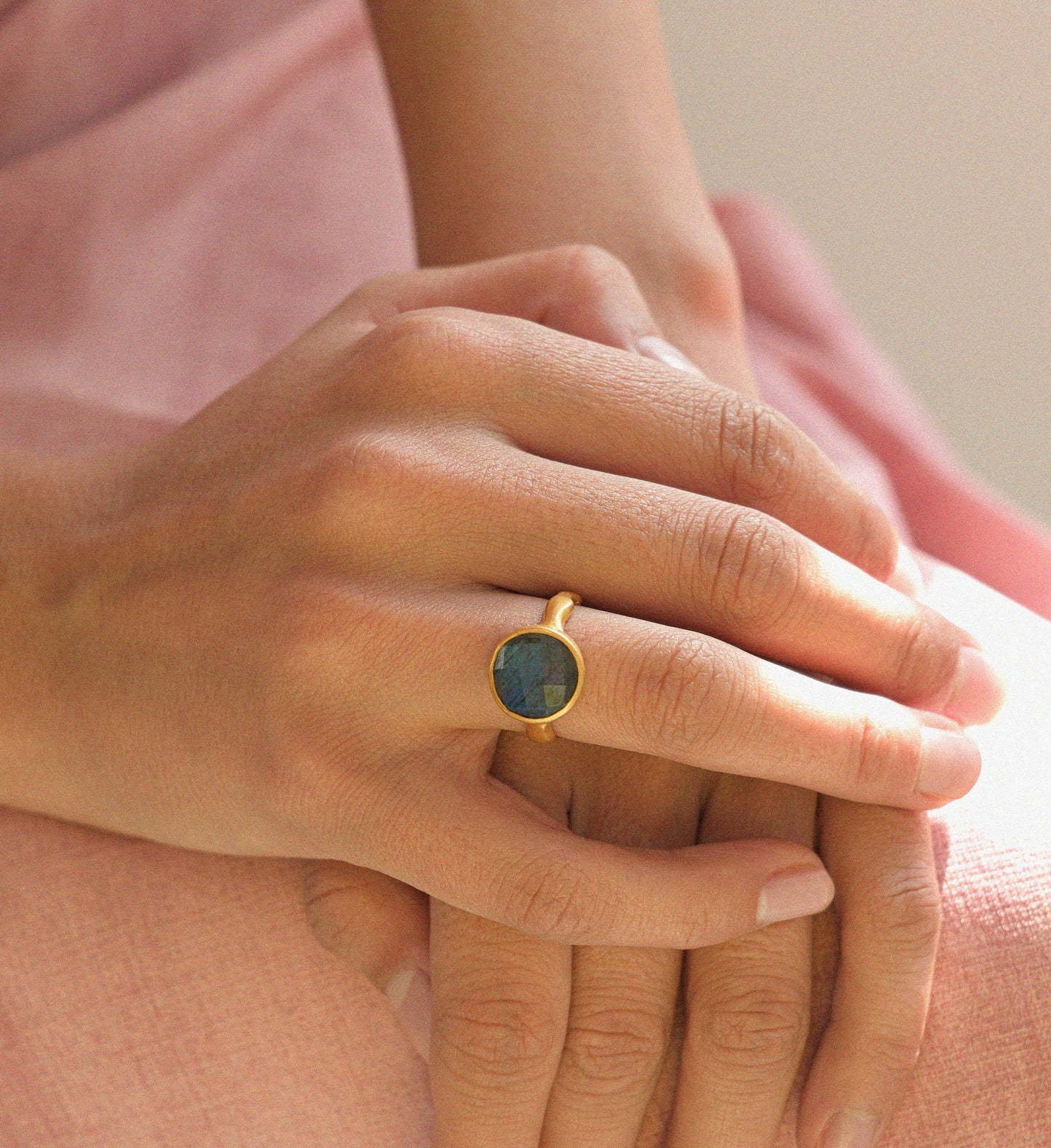 Round Labradorite Ring