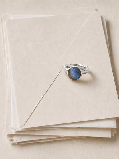 Round Labradorite Ring