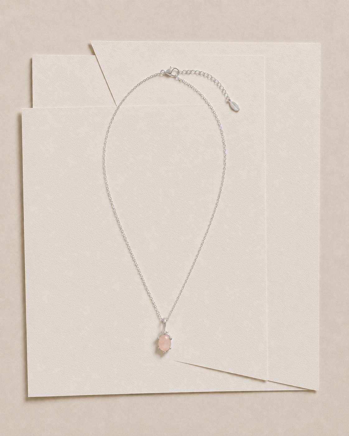 Roze Quartz necklace