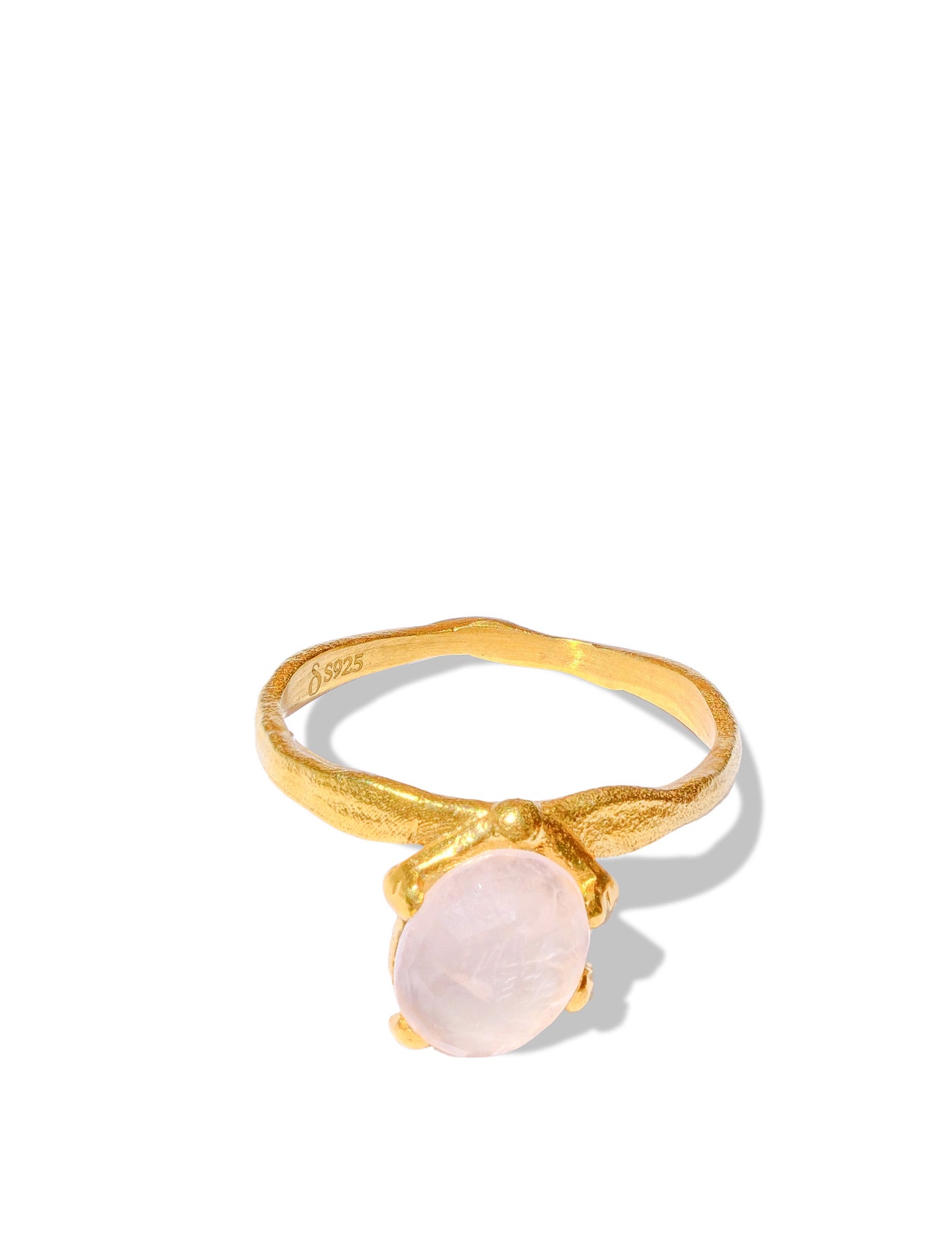 Oval Rose Quartz ring