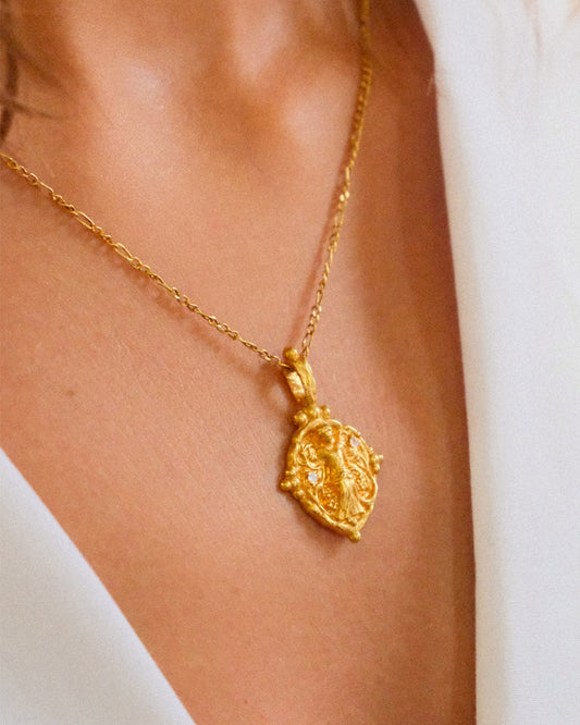 Grapevine Goddess Labradorite Pendant