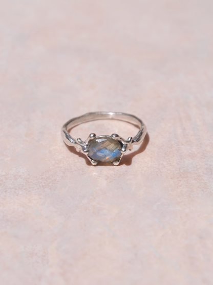 Oval Labradorite ring